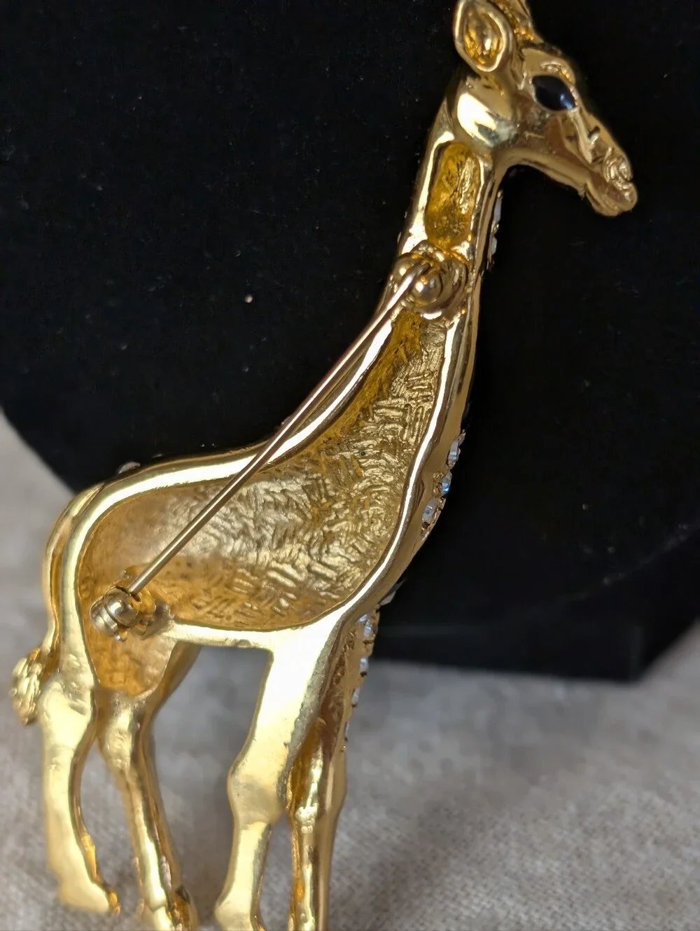 Vintage Giraffe Rhinestone Brooch Gold Tone Black Enamel Safari Glam - Picture 3 of 8
